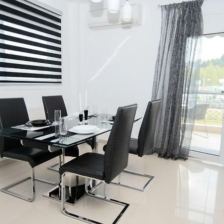 Mistral Luxury Living Aparthotel Nea Peramos  Exterior photo
